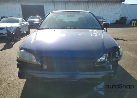 2001 Honda Accord z USA, uszkodzony, nr VIN 3HGCG66541G711584